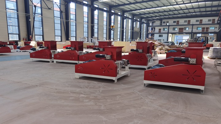 small Sturgeon feed processing machine in Ghana